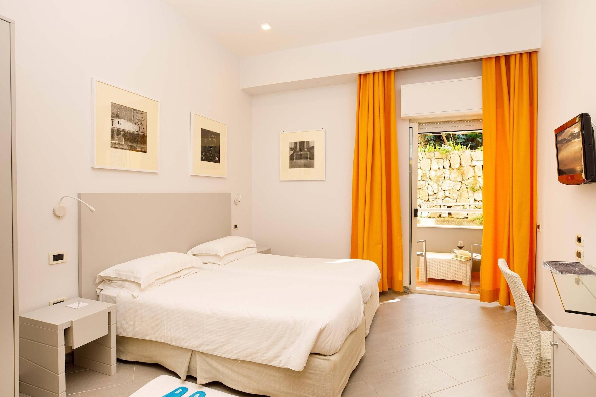 Art Hotel Gran Paradiso Sorrent Exterior foto